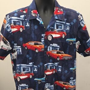 Men's Navy Short Sleeve Button-Down Shirt with Vintage Car Print